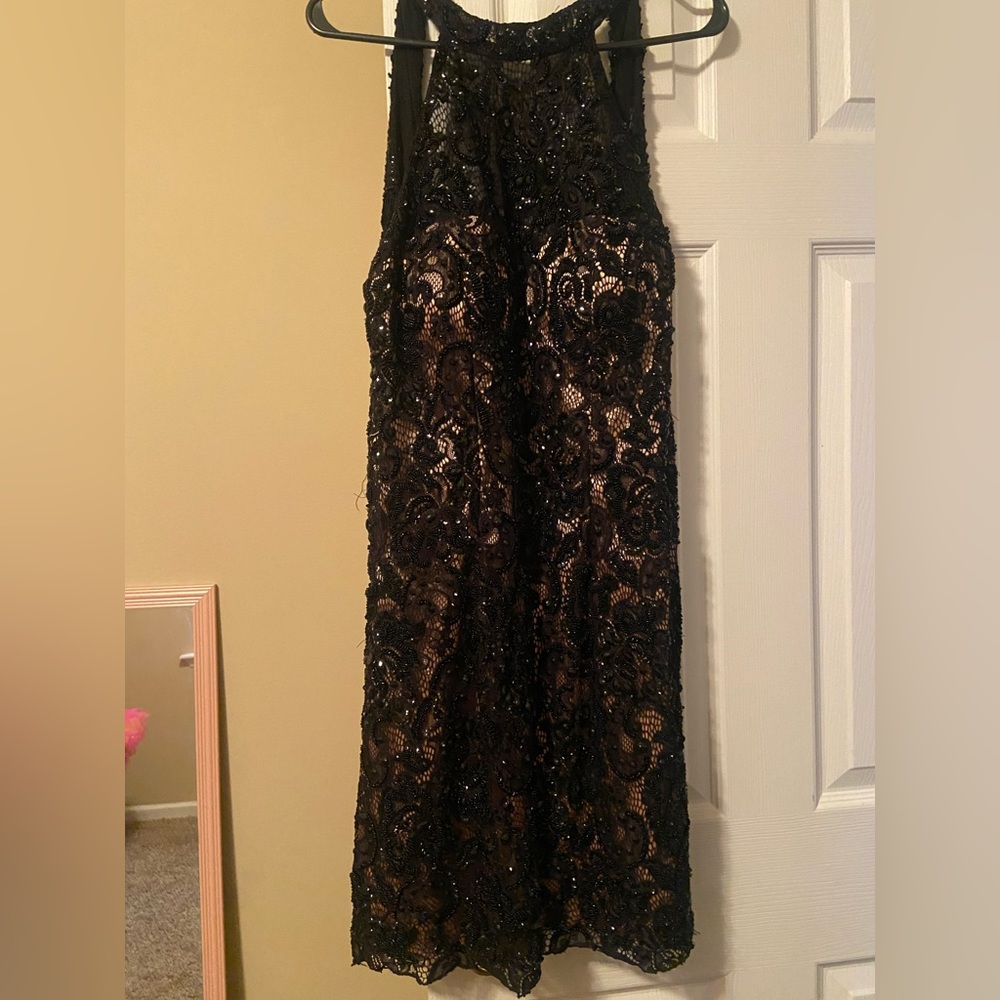 Black detailed dress